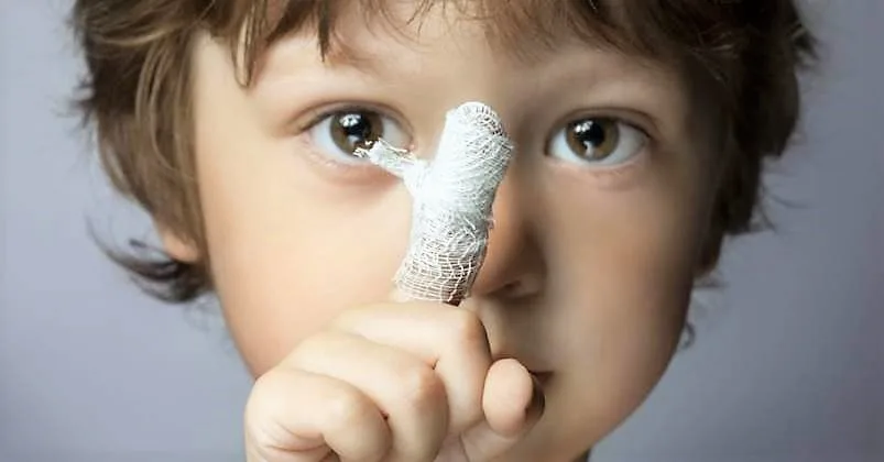 treat minor injury cut scrape